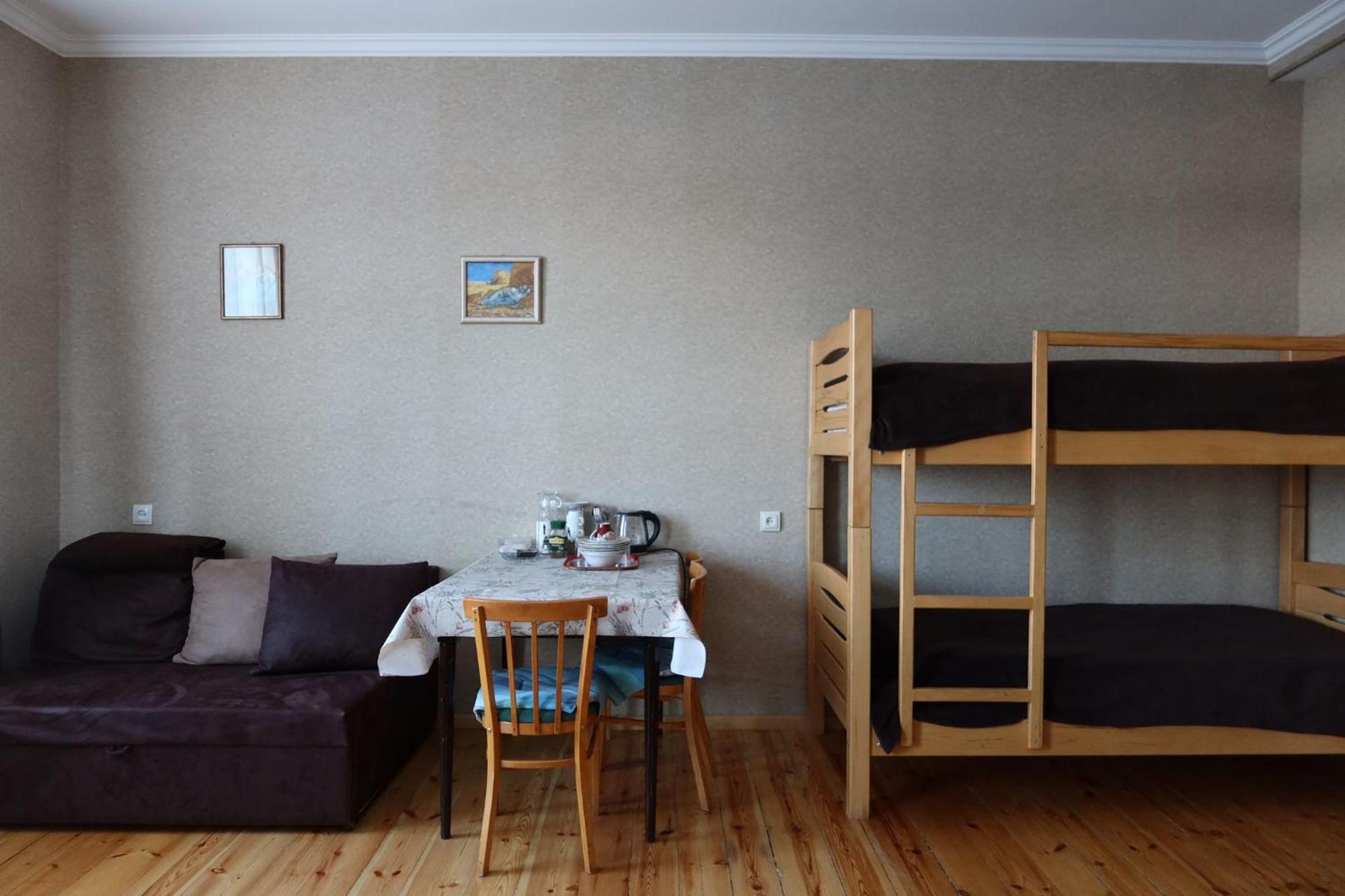 Family Hotel 7 Sisters Kazbegi Kültér fotó
