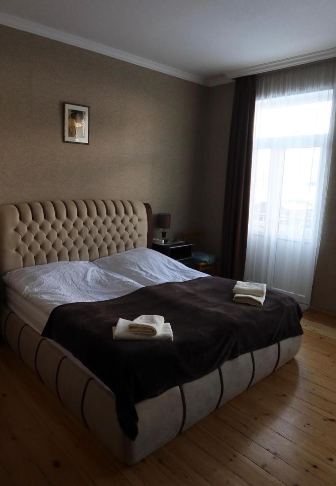 Family Hotel 7 Sisters Kazbegi Kültér fotó